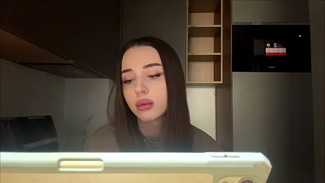 dianaluves1 – Naživo XXX chat