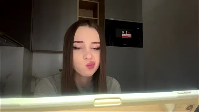 Webkamerová show dianaluves1