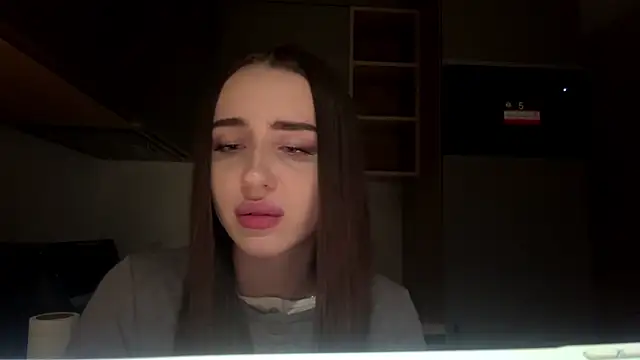 Show modela dianaluves1 na web-kameri