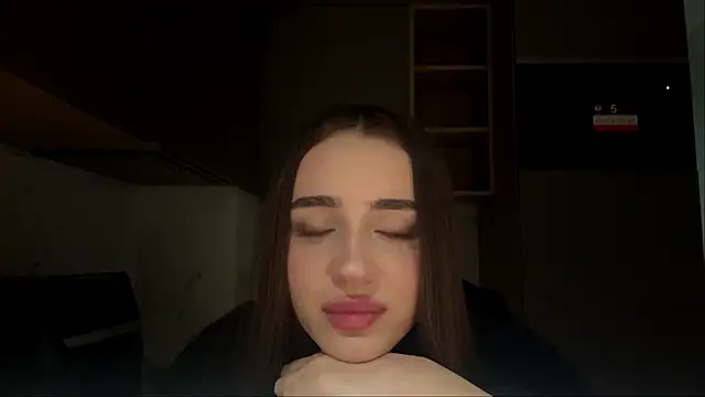 dianaluves1 Adlı Modelin Web Kamerası Şovu