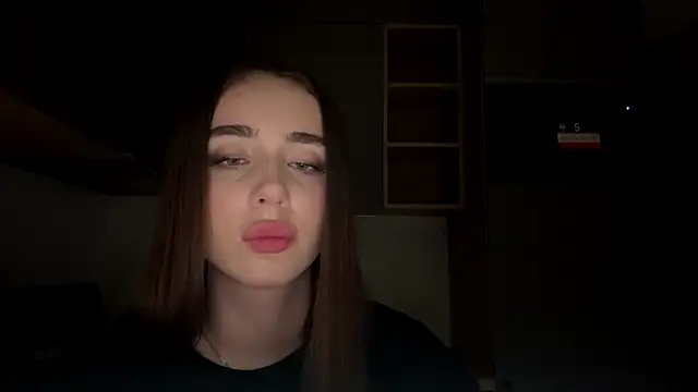 Webkamerová show dianaluves1