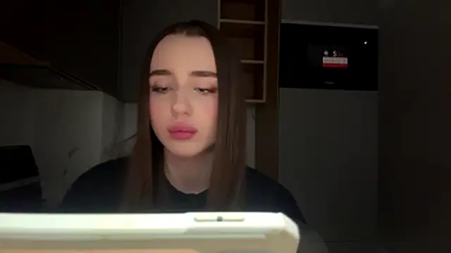 Webkamerová show dianaluves1