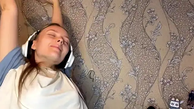 EmyMiu webcam show
