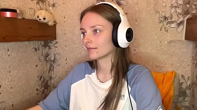 Živý XXX chat EmyMiu