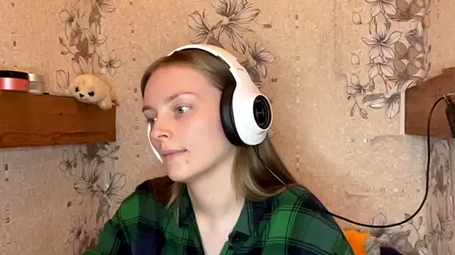 EmyMiu's Webcam Show