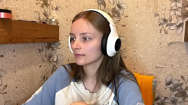 EmyMiu webkamerás műsora