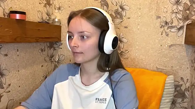 EmyMiu's Webcam Show