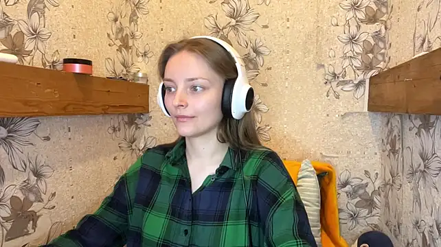 EmyMiu's Webcam Show