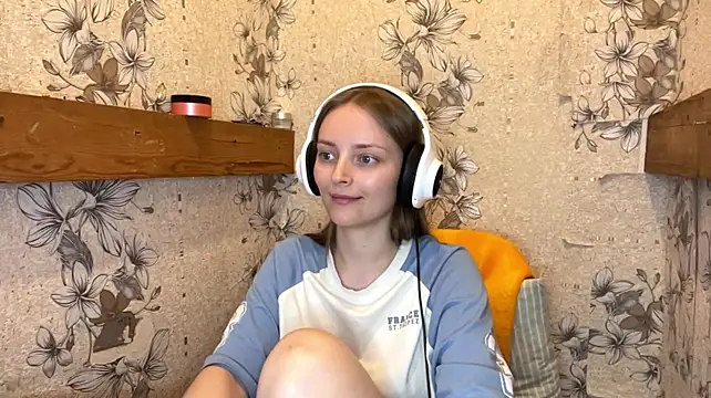 EmyMiu's Webcam Show