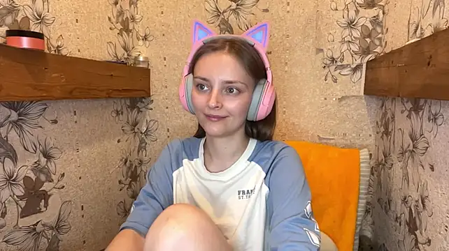 EmyMiun Webbikameraesitys