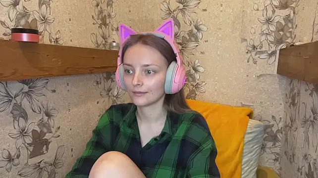 EmyMiu's Webcam Show