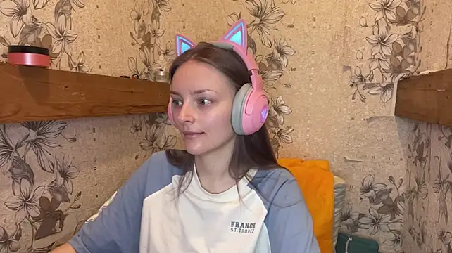 EmyMiu's Webcam Show
