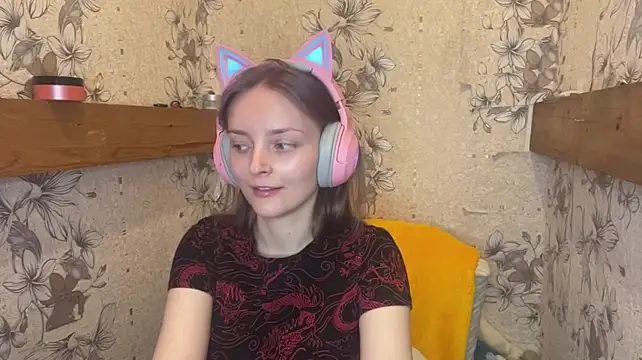 EmyMiu webcam show