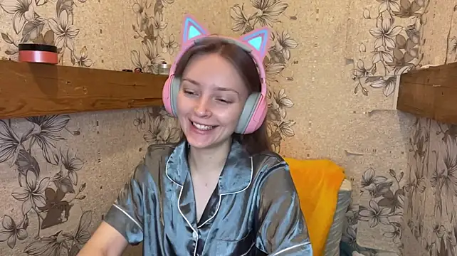 EmyMiu's Live XXX Chat