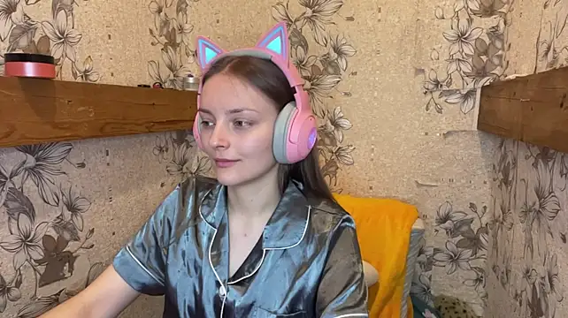 EmyMiu Chat XXX in diretta