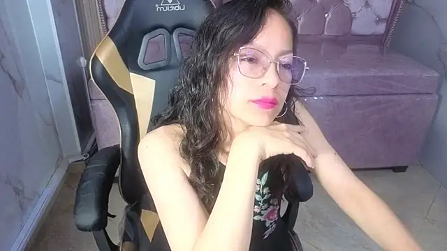 Sandra98_b XXX чат на живо
