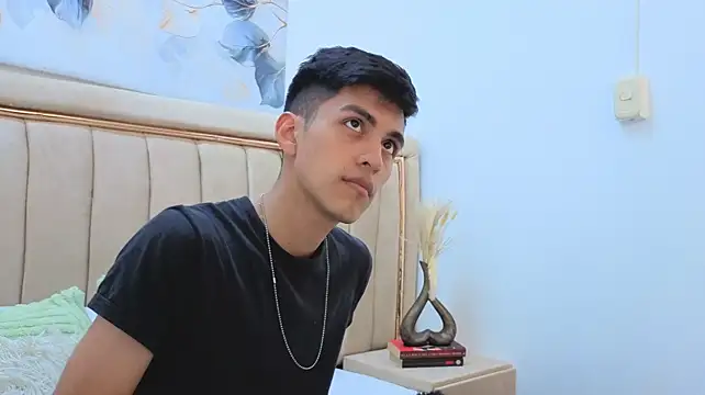 Julian_Carusso Webcamshow