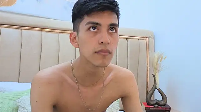 Julian_Carusso Webcamshow