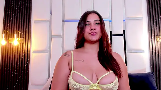 zaphiro_skay's Webcam Show