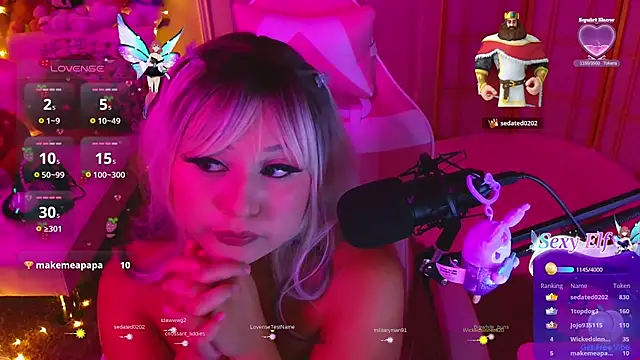 urfavpeachh 网络视讯表演