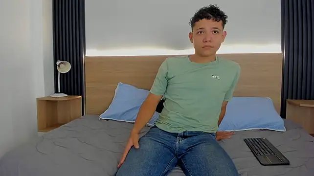Axel_West8 webkamerás műsora