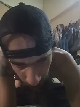 Hairy_mannn2のウェブカメラショー