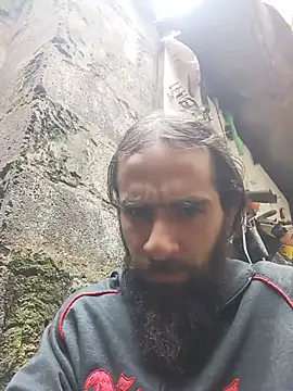Hairy_mannn2 Show in webcam