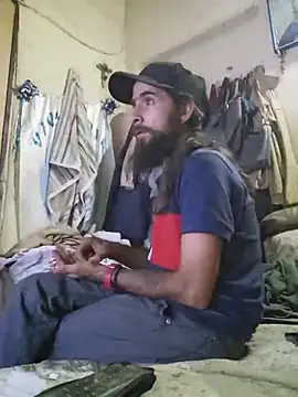 Hairy_mannn2 webkamerás műsora