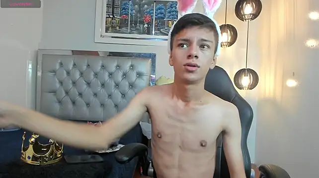 fem_danny7 – webcam-show