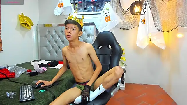 fem_danny7 Webcam Show