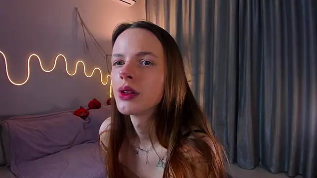Alice_Liddelll Webcam show