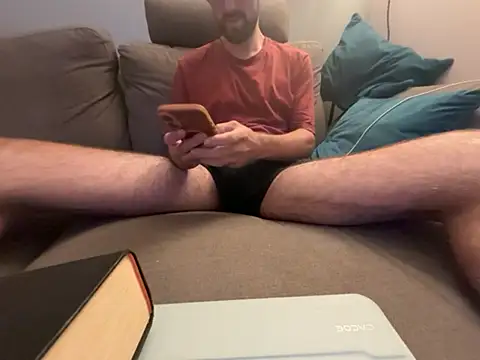 hairydaddy98 Webcam Show