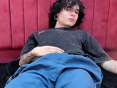Blas_femous1 webcam show