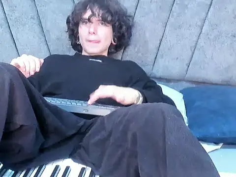 Blas_femous1 webcam show