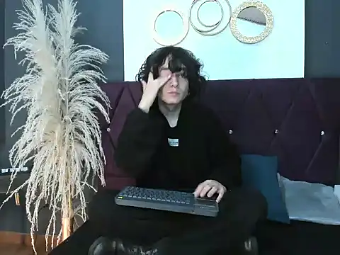 Blas_femous1 Show in webcam