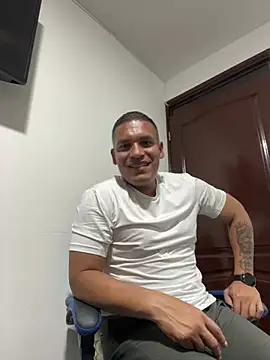 Gentiemax_23n Webbikameraesitys
