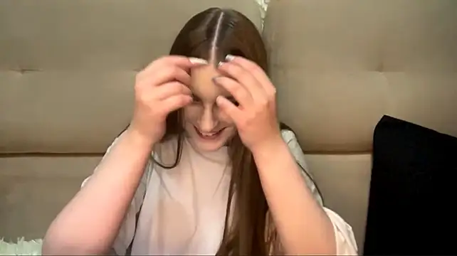 Adelehello Webcamshow