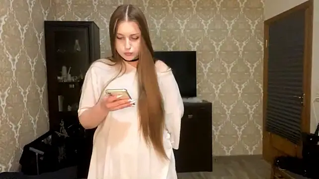 دردشة Adelehello الجنسية المباشرة