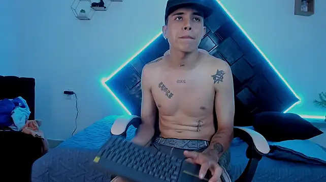Pokazy przed kamerką – Dante_Blake_