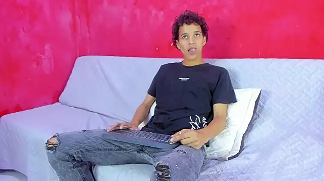 AXEL_DESIREn Webbikameraesitys