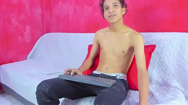 AXEL_DESIRE's Webcam Show