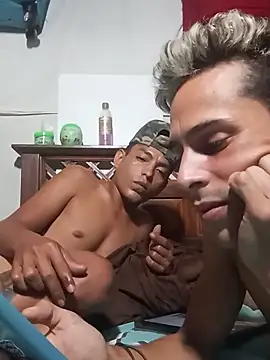 הופעת וובקאם של DirtySex-