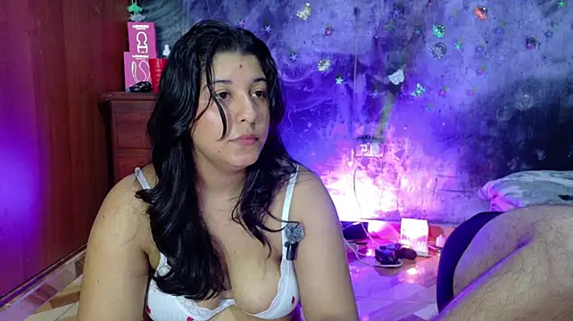 BellyLush 网络视讯表演