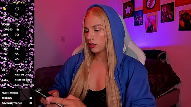 camila___princess Show in webcam