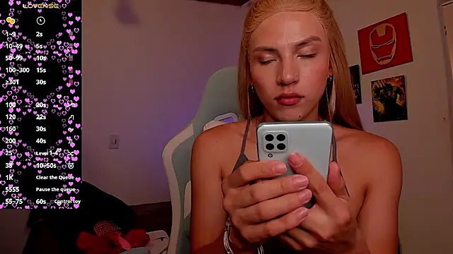 הופעת וובקאם של camila___princess