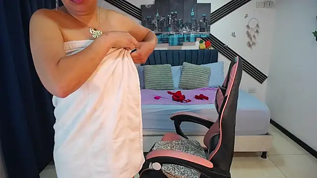 Shantal_233 Webcam show