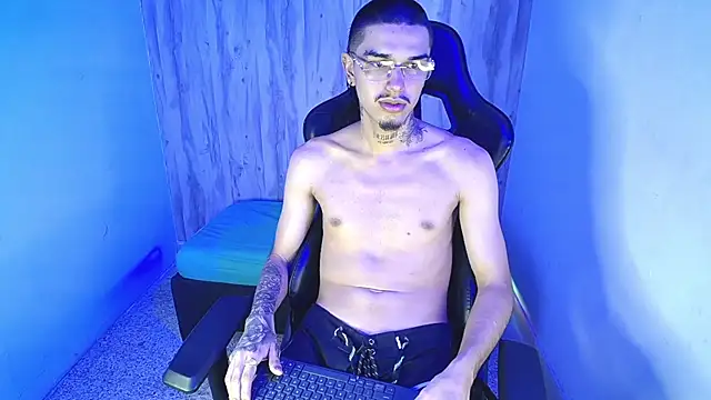 Tayson_Hot Webcam show