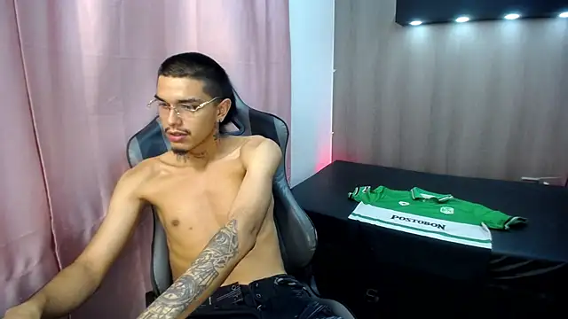 Webkamerová show Tayson_Hot