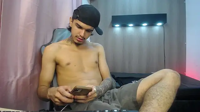 Tayson_Hot Webcamshow