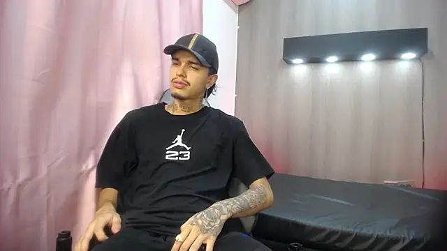 Tayson_Hot – webcam-show